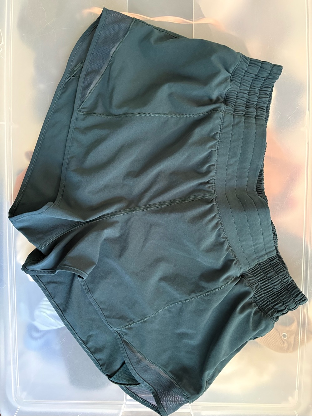 Lululemon Hotty Hot Shorts 2.5” low-rise
